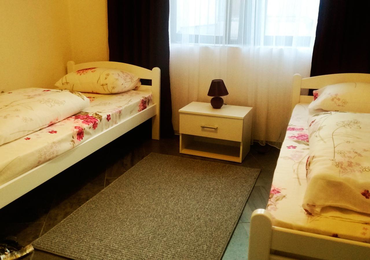 Apartman Amelaa Kulen Vakuf Exteriör bild